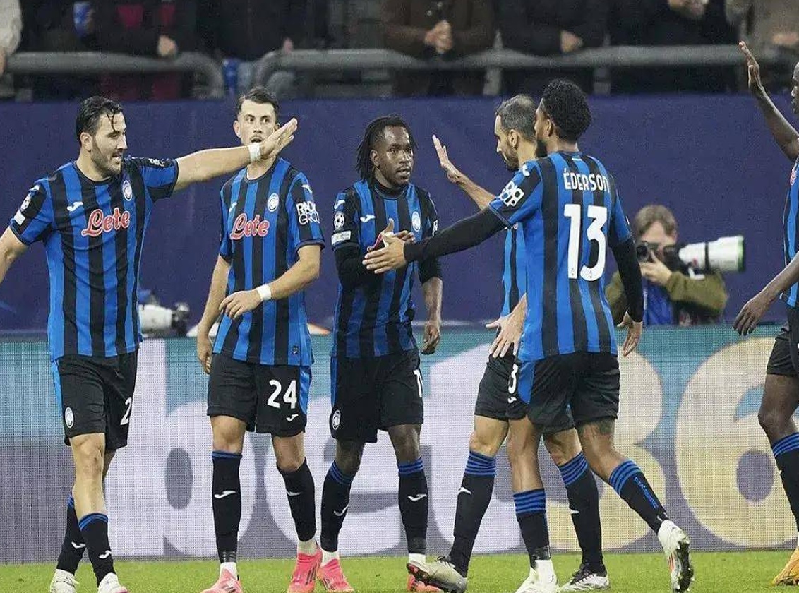 东队展开了 东队展开了