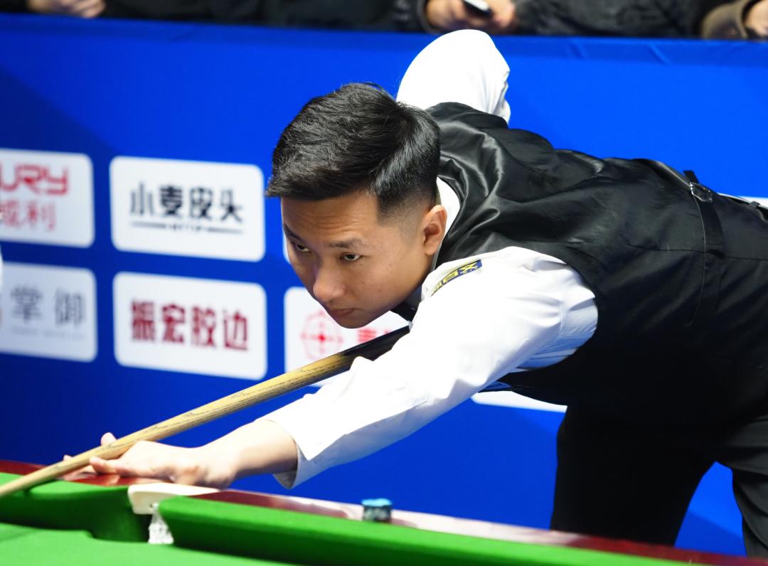 现场观众对 现场观众对