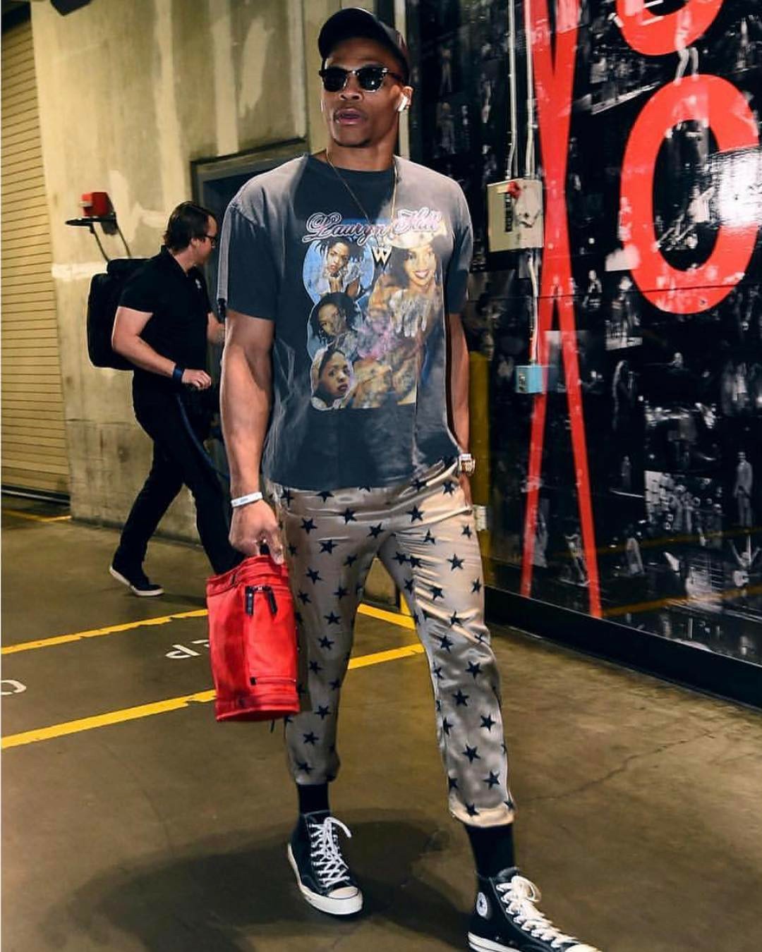 沟通半径更 沟通半径更